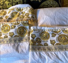 Versace Medusa Amplified