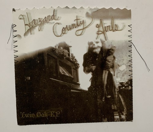 Hazzard county girls twin - girls,