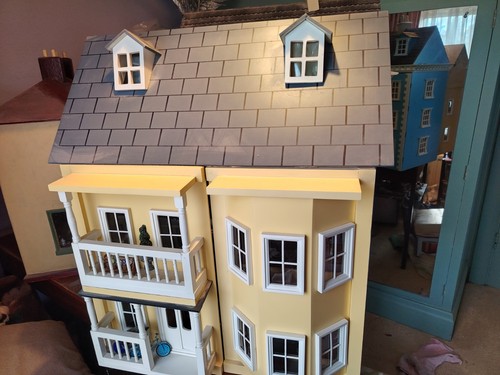 Huge vintage dolls house fully - vintage,