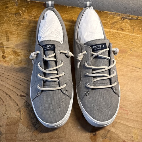 New sperry crest - crest, gray