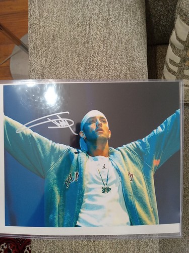 Eminem autograph with coa - with,