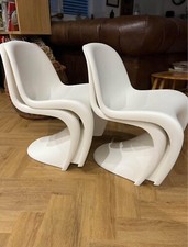Panton Junior chair By Vitra White Childs/Kids in very good, used, condition. 