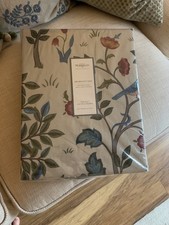 Morris & Co. Kelmscott Tree