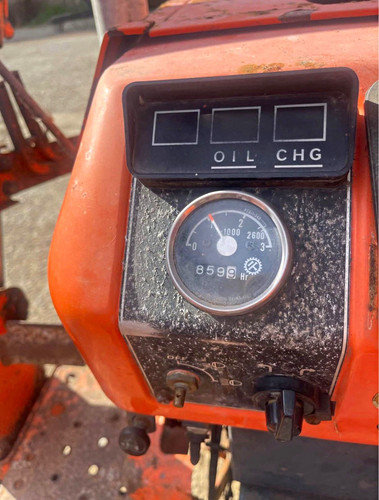 Kubota b8200 4wd - kubota,