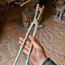 Blacksmiths Hollow Bit Tongs