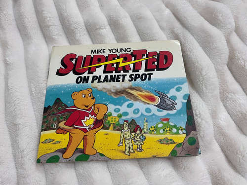 Superted planet spot - on,