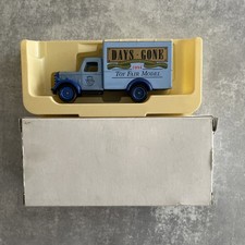 Lledo Van - Models of Days