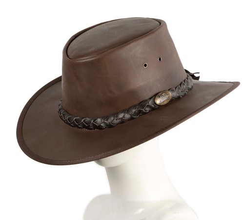 Brown jacaru buffalo leather - brown,