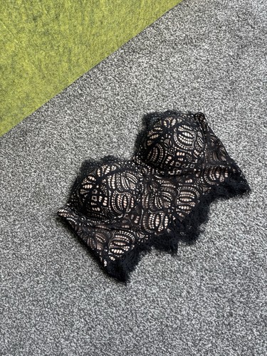Amisu black floral lace mini