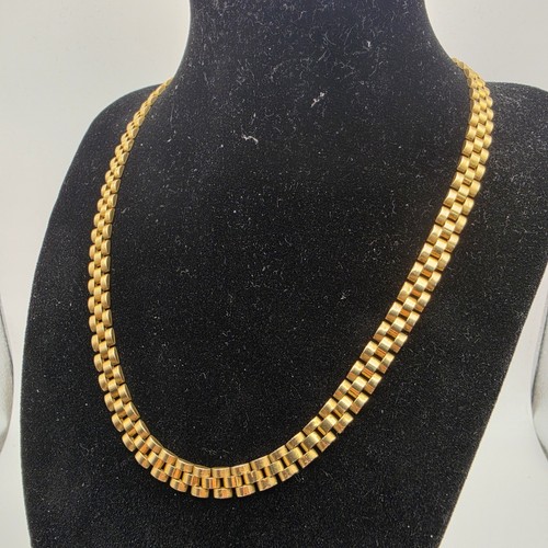 Solid 9ct gold - gold, link
