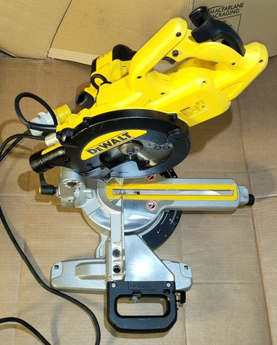 Dewalt dws773 110v 216mm - 110v,