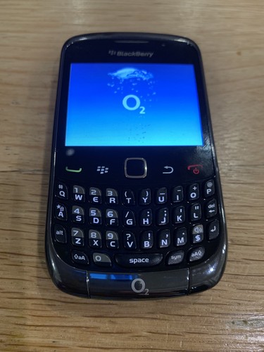 Blackberry curve 9300 retro - blackberry,