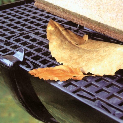 Black gutter leaf - leaf, mesh