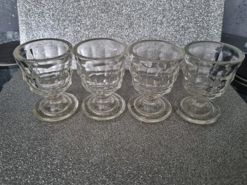 Four vintage clear pressed - vintage,