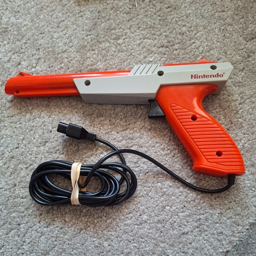 Nintendo nes zapper - nintendo, gun