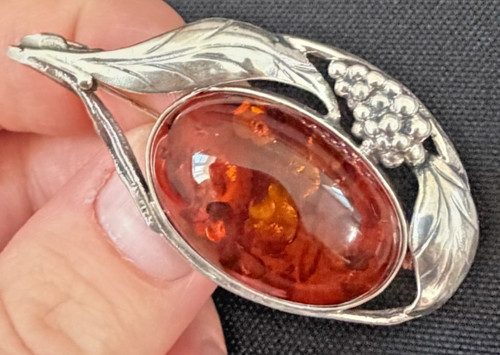 Oval amber leaf - amber, and