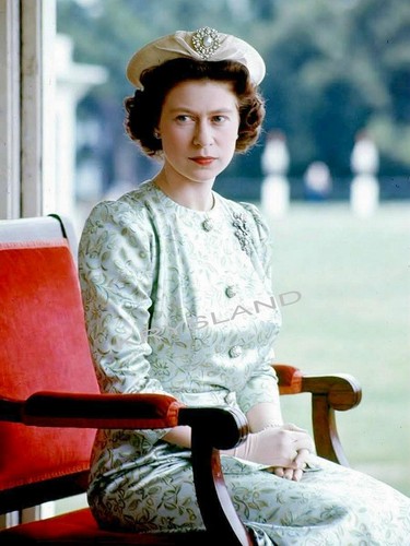 Her majesty the queen - majesty,