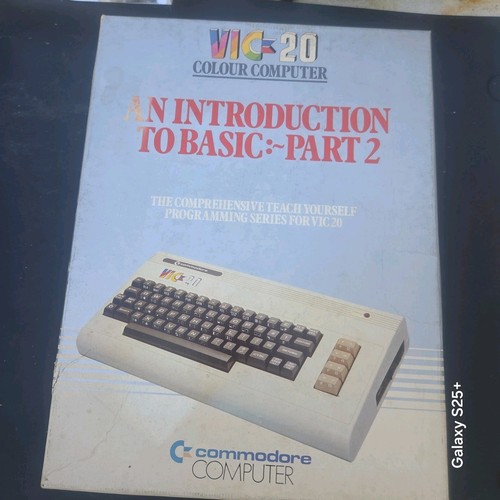 Commodore vic an - commodore,