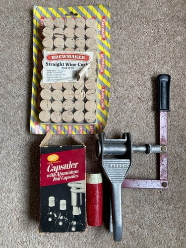 Corking machine vintage - , sanbri