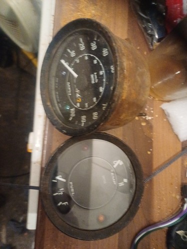 Smiths 100mph speedo and - smiths, fuel