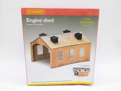 Hornby r8004 engine shed - hornby,