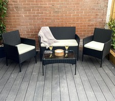 RATTAN GARDEN FURNITURE SET 4