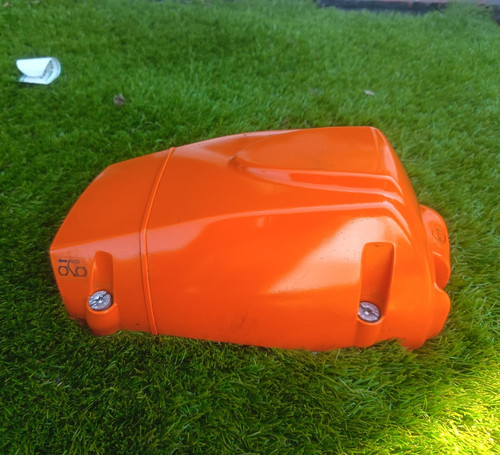 Orange plastic top - plastic,