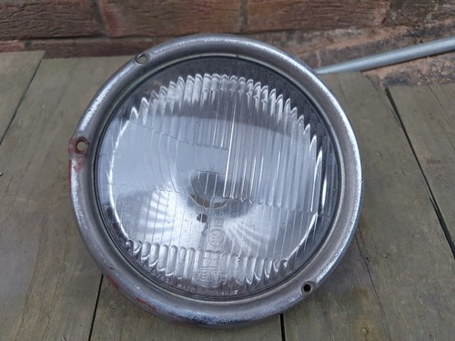 Early bay window head light - window,