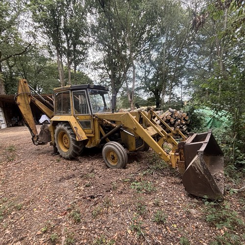 Massey ferguson 50b digger - massey,