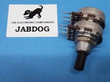 Omeg 20mm Potentiometer 22K Lin Dual Stereo 6mm D Spindle B7 15g Z183