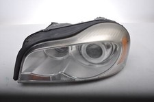 VOLVO XC90   FRONT LEFT LIGHT