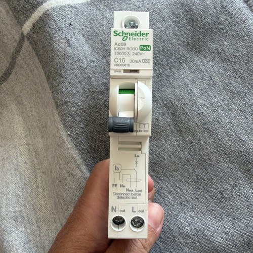 Schneider acti9 c16 rcbo - schneider,