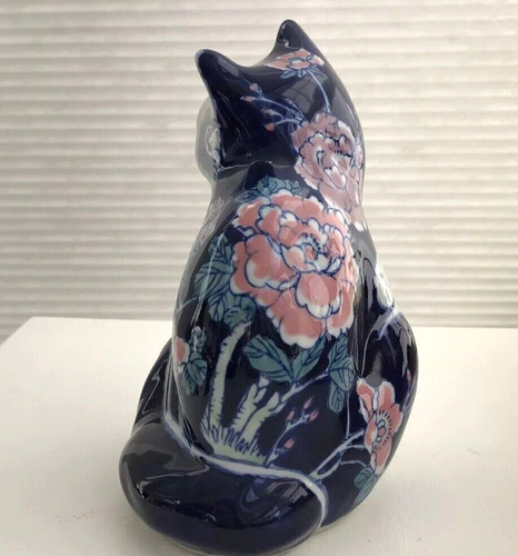 Vintage blue white cat - &,
