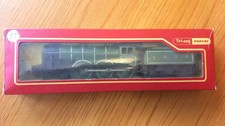 Hornby Triang R866 Class B12  Run No. 8509  4-6-0 LNER apple green OO scale