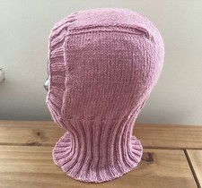 A woman's hand knitted lightweight balaclava in pink, M, new.