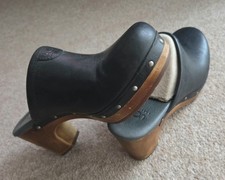 UGG Australia Abbie Clog Black