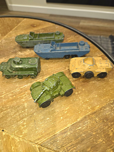 Dinky toys military diecast - toys,