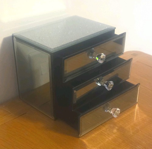 Mirrored glass black - mirrored, glass,