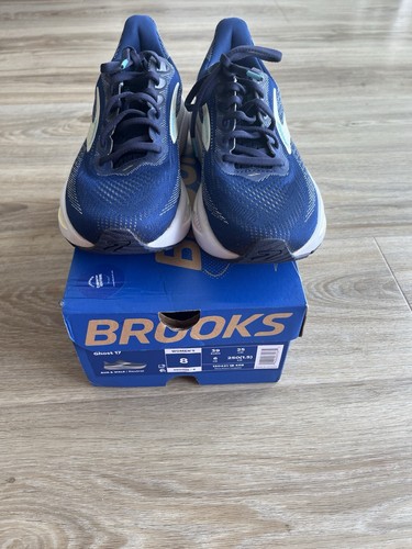 Brooks ghost women size 6 - ghost,