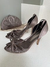 BOURNE TAUPE DIAMANTE STUDDED