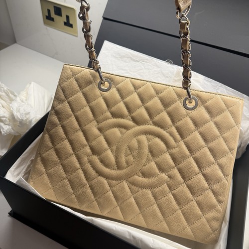 Chanel gst beige clair - chanel,