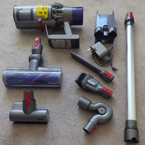 Genuine dyson v10 cordless - genuine,