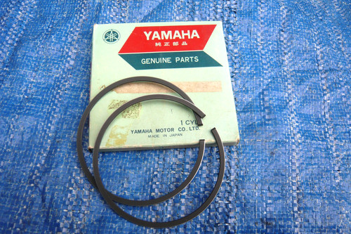 Yamaha it400 1976 - yamaha, from