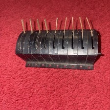 Tri-Ang Black Lever Point