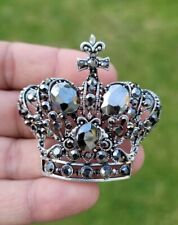Crown brooch stunning vintage