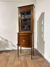 Edwardian Inlaid Mahogany Sheraton Revival Display Cabinet  England, circa 1905