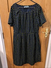 Dickins & Jones Women's Blue