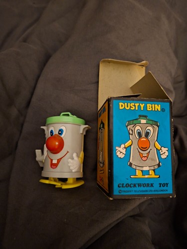 Dusty bin vintage classic - dusty,