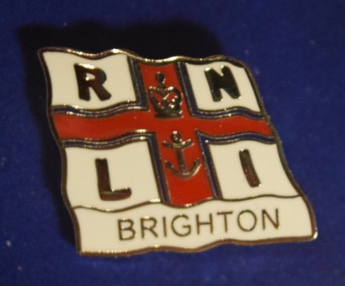 Brighton rnli i lifeboat - r, l