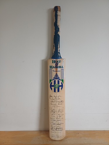 Holt haskell signed cricket - holt,